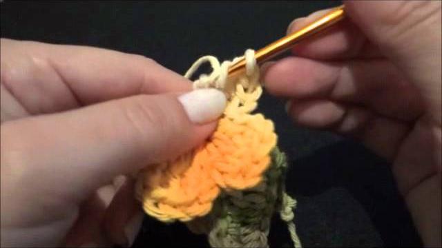 Ponto Mil Flores em Crochê por Life Baby Sapatinhos