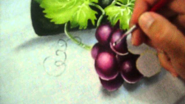 Aprenda a pintar Uvas na cor rubi em mais uma Vídeo Aula