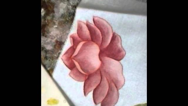 Pintando Rosa virada pintura em tecido