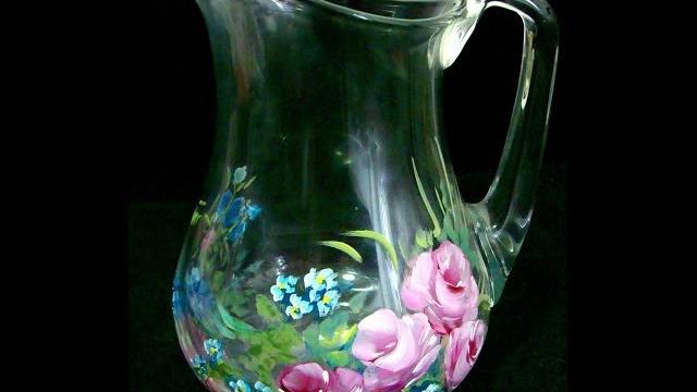 Pintando Rosas – jarra de vidro