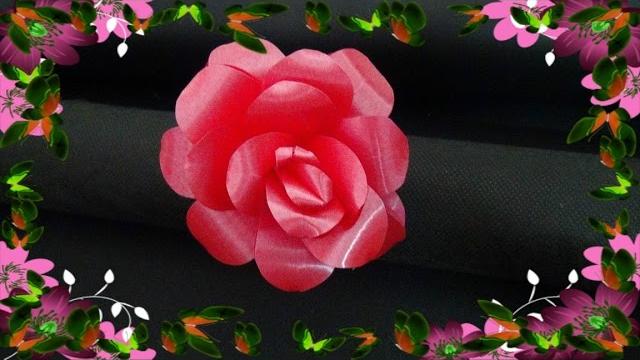 Rosa de Fita Decorativa
