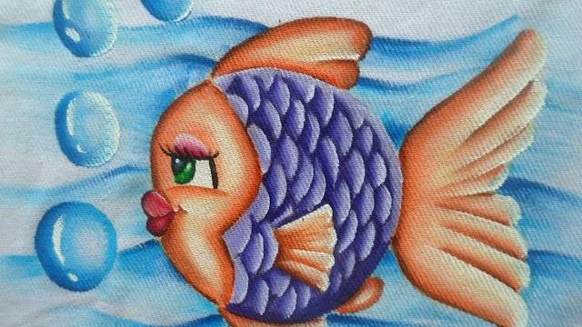 Como pintar peixinha em tecido