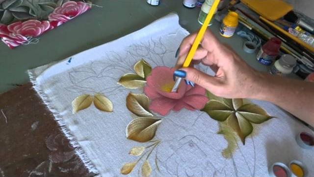 Parte 02 vídeo aula – Pintando rosas