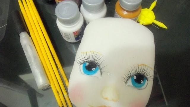 Como pintar rosto de boneca de pano