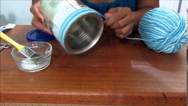 Como fazer porta treco de lata decorada bem simples por Sandra Luz