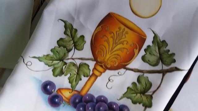 Uvas escuras ( roxa ) – Pintura em tecido Ana Ferrante