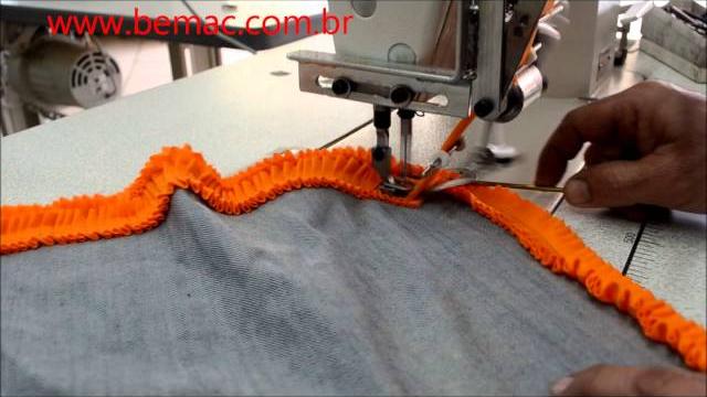 maquina de costura reta com aparelho de frufru