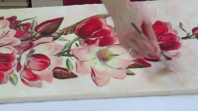 Decoupage tutorial – Decoupage on canvas