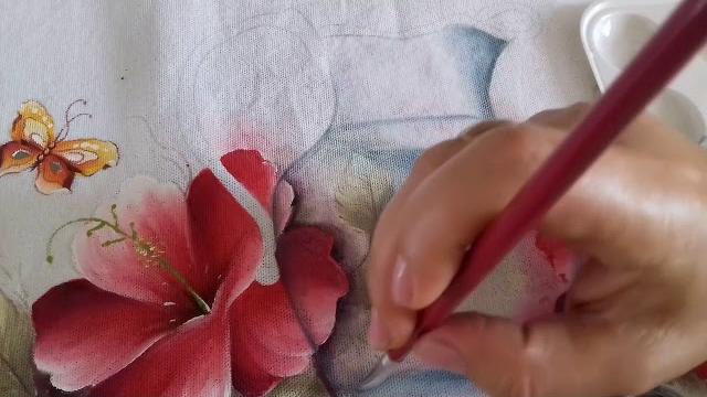 Pintura em Tecido – Aprenda Pintar Jarra com Transparência