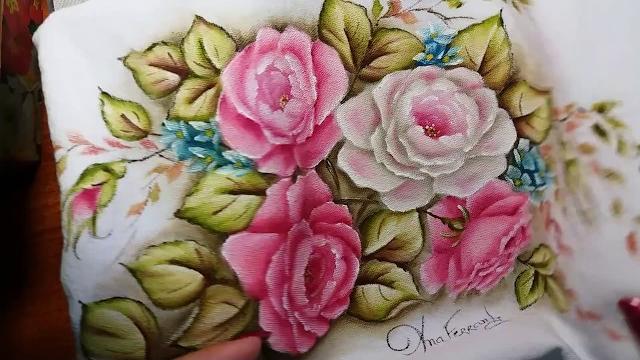 Rosa virada (rosa escuro) vídeo 1 – Pintura em tecido