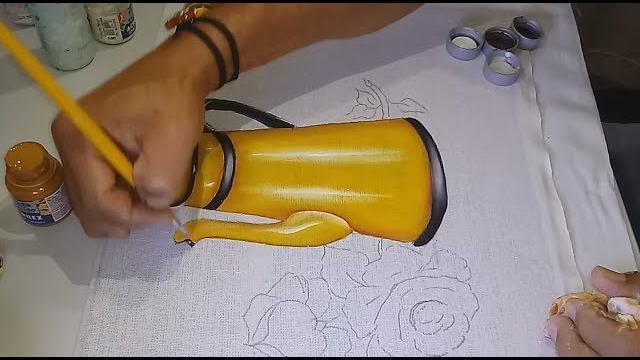Roberto Ferreira – Aprenda a Desenhar Rosas e Pintar Bule Amarelo – parte 1