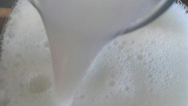 Faça brancol potencializado para tirar cheiro de óleo do sabão e detergente