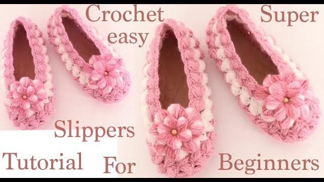 Faça Sapatos de Crochê – Tranças de Malha e Puff com Flores 3D