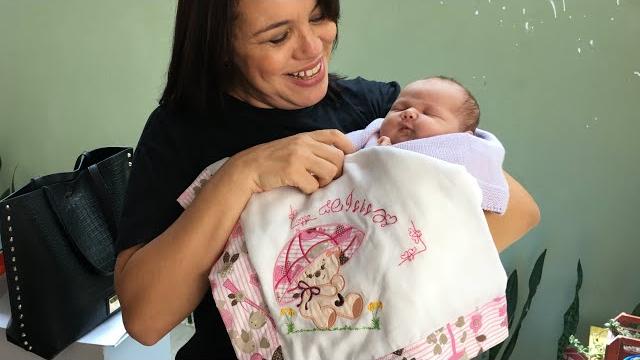 Faça Aplique em Fralda de Bebê na Máquina De Bordar