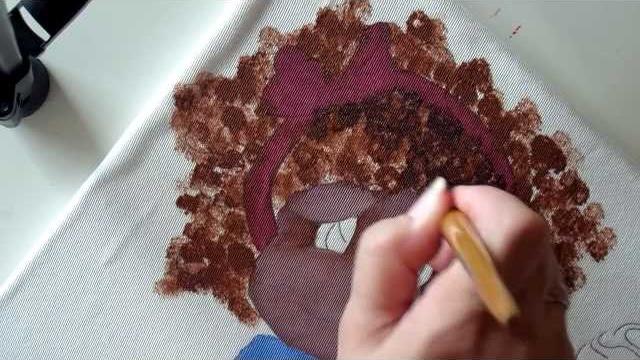 Como pintar cabelo afro em tecido