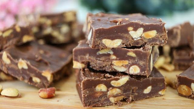 Docinho de Chocolate com Amendoim – Super Fácil e Delicioso