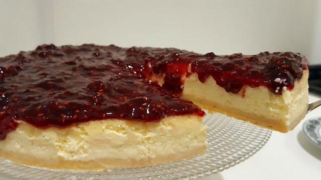 Cheese Cake com Geléia de Frutas Vermelhas