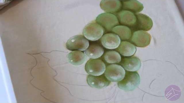 Pintando outro modelo de uvas verdes