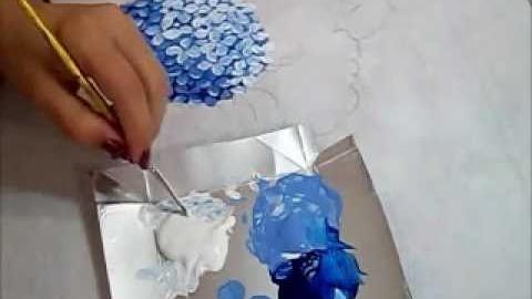 Hortênsia Azul – Pintura em Tecido – Um método diferente