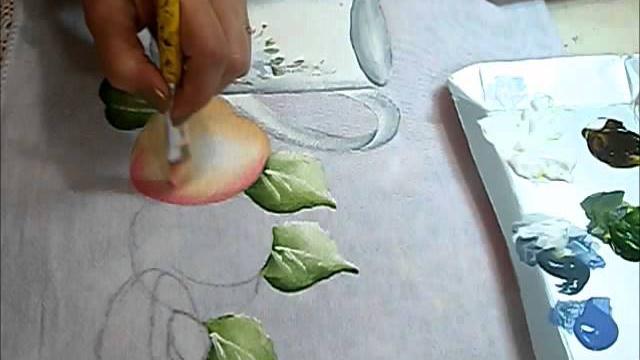 Pintando bule com pêssegos