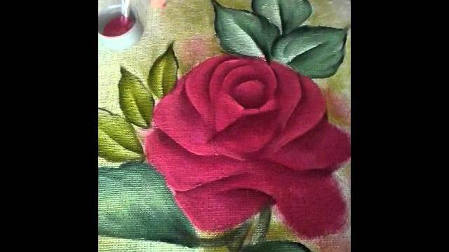 Pintando rosas vermelho carmim