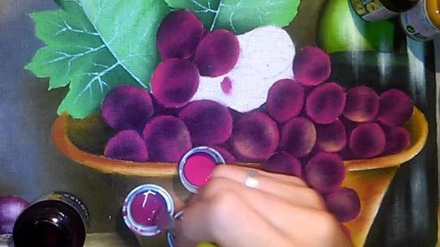 Pintura em tecido – Uvas e luz seca