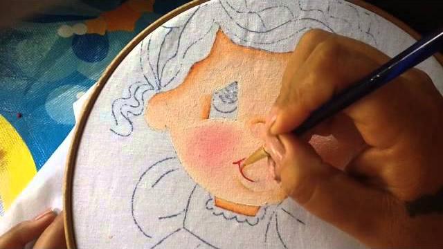 Pintura em tecido da bonequinha melão – parte 1