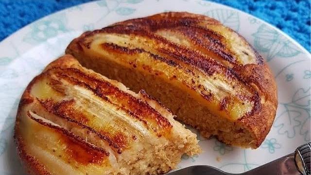 Pão de aveia e banana na frigideira para um Café da manhã saudável – Sem trigo, sem açúcar e sem lactose