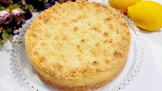 Torta de Limão Com Recheio Cremoso e Cobertura Crocante – Simples, Fácil e Deliciosa